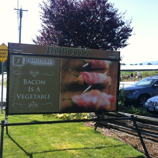Photo taken at Hopcott Premium Meats by Rob M. on 7/29/2012