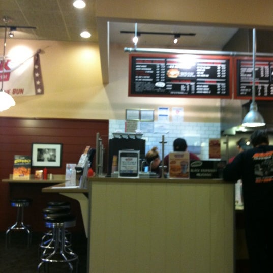Photo taken at Jake&#39;s Wayback Burgers by Michelle L. on 3/4/2012