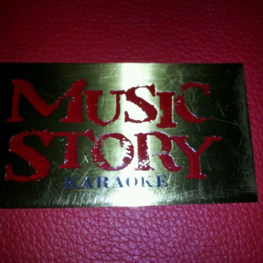 Foto tomada en Music Story Karaoke  por Toni C. el 7/15/2012