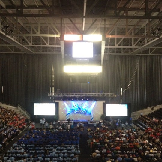 Photos at Ellis Davis Fieldhouse Southwest Dallas 3 tips from 279