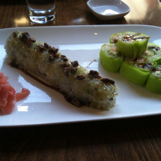 Foto tomada en Sushi Taiyo  por Ashley B. el 3/10/2012