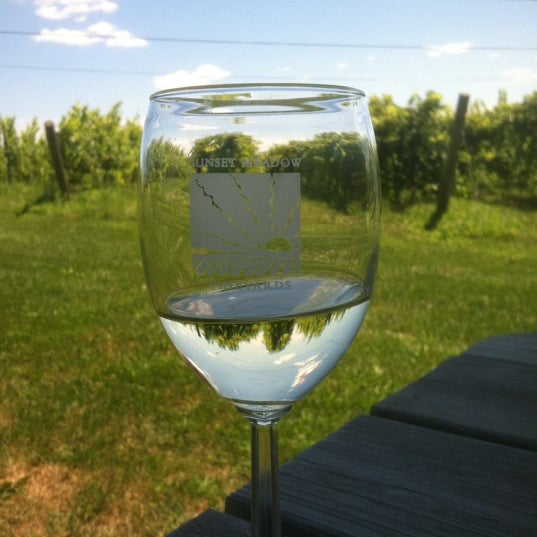 Photo prise au Sunset Meadow Vineyards  SMV par wolfie le7/21/2012