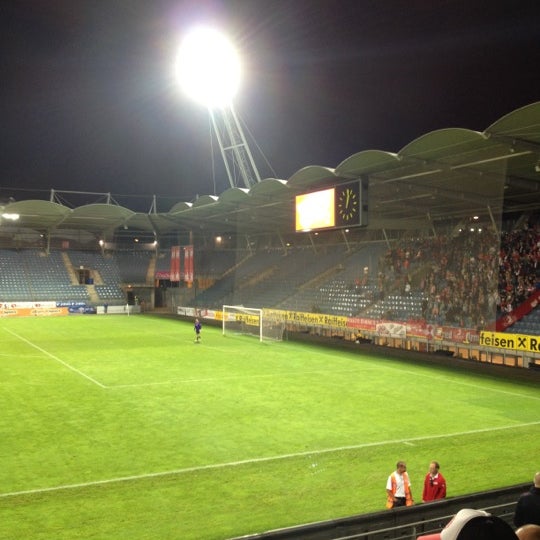 Photo prise au Stadion Graz-Liebenau / Merkur Arena par Andy K. le7/13/2012