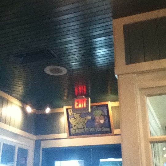 Photo taken at Chili&#39;s Grill &amp; Bar by Zoey F. on 6/30/2012