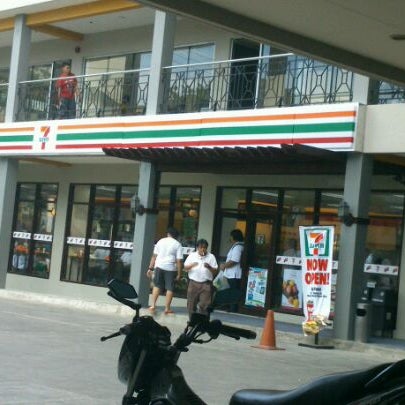 7 Eleven G F Bigfoot Bldg F Ramos St