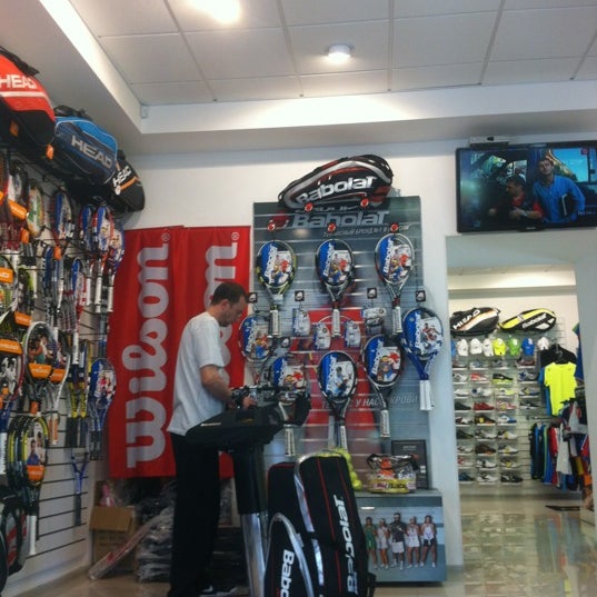 Специализированный магазин теннисных товаров. Теннисный салон 1 санкт петербург. Теннисный салон номер 1. Теннисный магазин 1 на большой зеленина. Теннисный салон 1 санкт петербург.