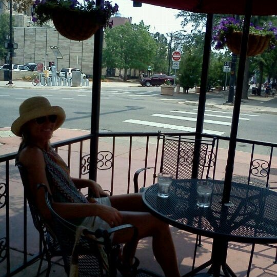 7/4/2012 tarihinde Sabrina P.ziyaretçi tarafından The Corner Bar'de çekilen fotoğraf