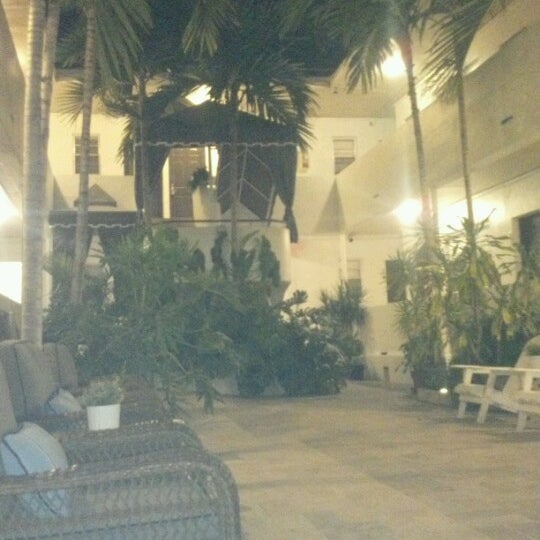 รูปภาพถ่ายที่ Hotel18 โดย Matias C. เมื่อ 9/12/2012