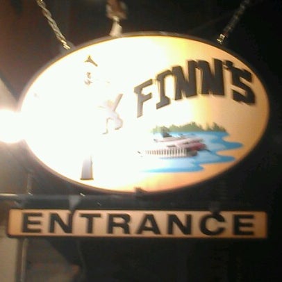7/28/2012にAndre S.がHuck Finn&#39;s Cafeで撮った写真