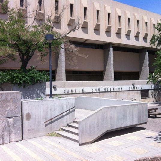 Farris Engineering Center College Engineering Building in Albuquerque