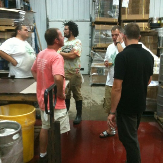 Photo taken at CB Craft Brewers by Dem J. on 8/24/2012