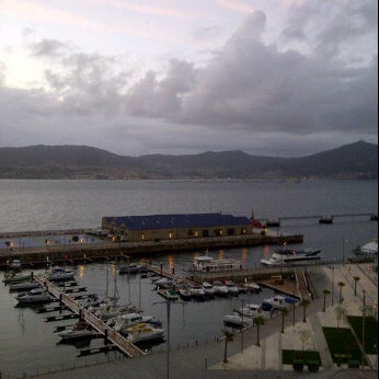 รูปภาพถ่ายที่ Hotel Bahia De Vigo โดย Luis J. S. เมื่อ 4/25/2012