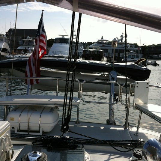 7/27/2012 tarihinde Julie H.ziyaretçi tarafından Nantucket Boat Basin'de çekilen fotoğraf