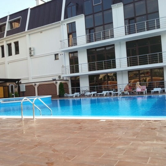 รูปภาพถ่ายที่ Отель «Круиз» โดย Андрей М. เมื่อ 8/7/2012