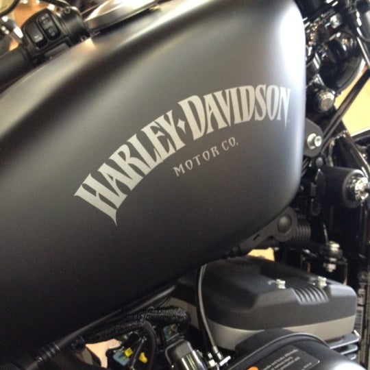 3/7/2012에 Baris E.님이 Harley-Davidson of New York City에서 찍은 사진