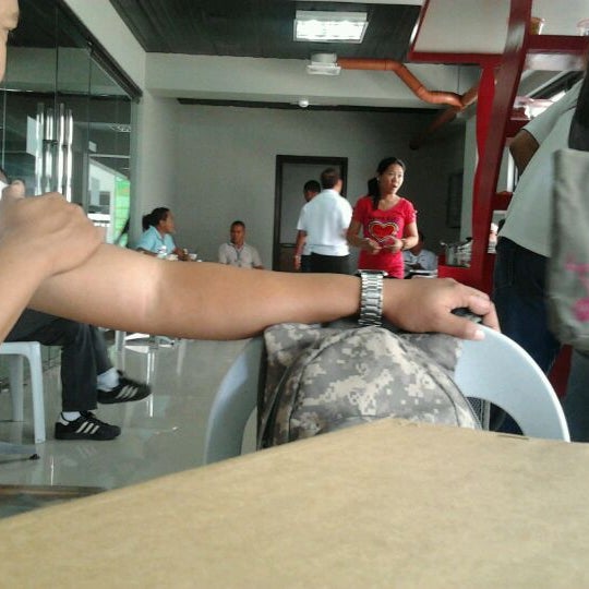 Еда в форме тетриса. Bites and pieces. Bites and pieces. Ест икру. Bites and pieces.