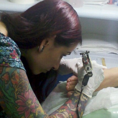 Mike's tattoo shop & body piercing
