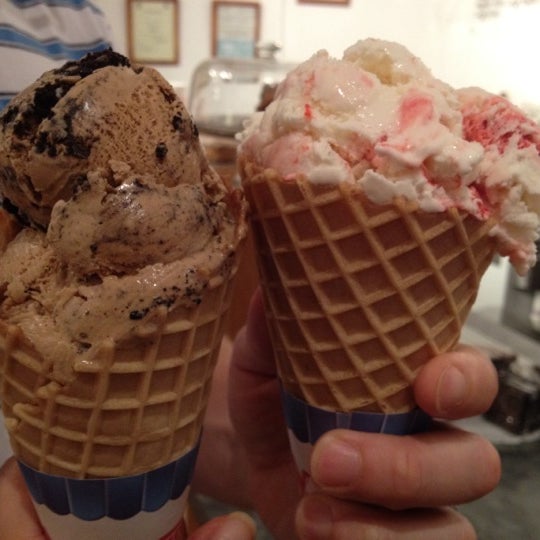 7/25/2012にAshley R.がBev&#39;s Homemade Ice Creamで撮った写真