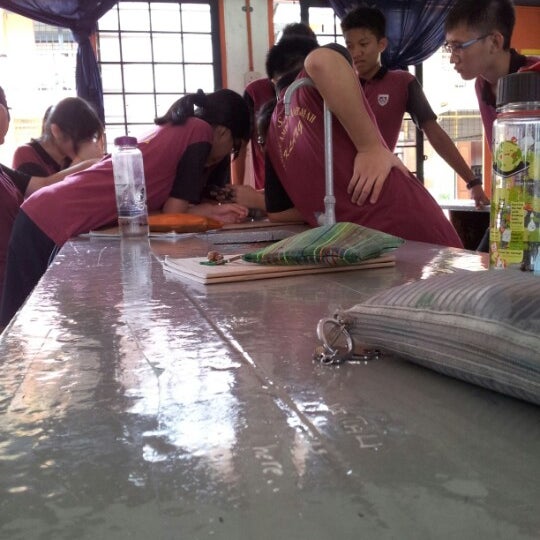 smk tengku ampuan rahimah