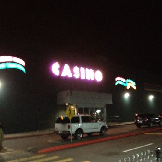 Das Foto wurde bei Muckleshoot Casino von Steven S. am 7/19/2012 aufgenommen