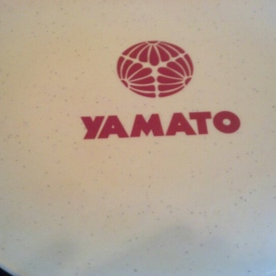 Снимок сделан в Yamato Japanese Steak House &amp; Sushi Bar пользователем Kelly W. 7/9/2012