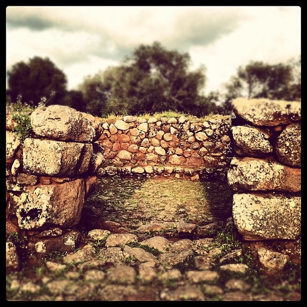 Foto scattata a Parco Archeologico di Santa Cristina da Pinni il 4/22/2012