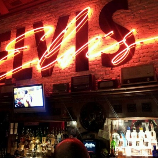 Photo taken at Beale Street Tavern by Chris on 3/10/2012