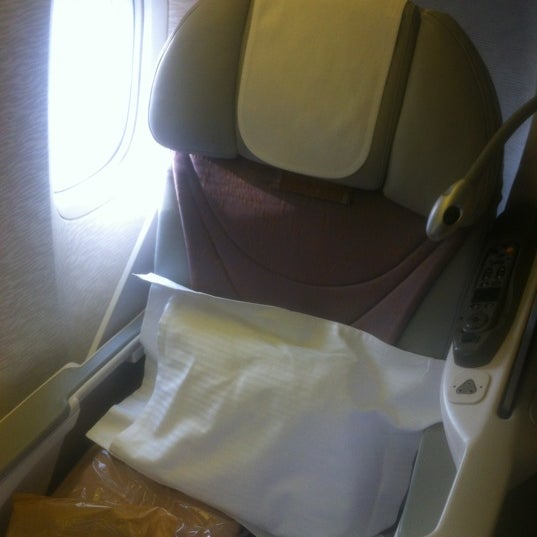 amman to dubai emirates