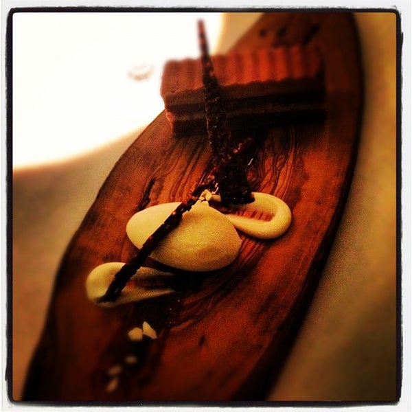 8/8/2012 tarihinde Carlo L.ziyaretçi tarafından Pearl Restaurant &amp; Bar'de çekilen fotoğraf