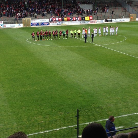 Fotos Bei Stade Du Pairay Rfc Seraing Fussballstadion In Seraing