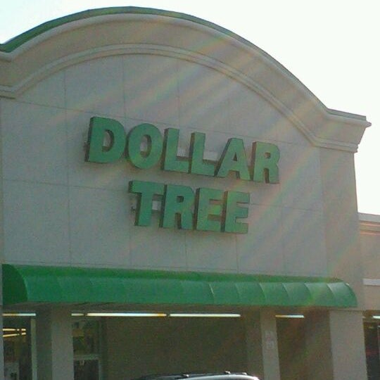 Dollar Tree Discount Store in Virginia Beach