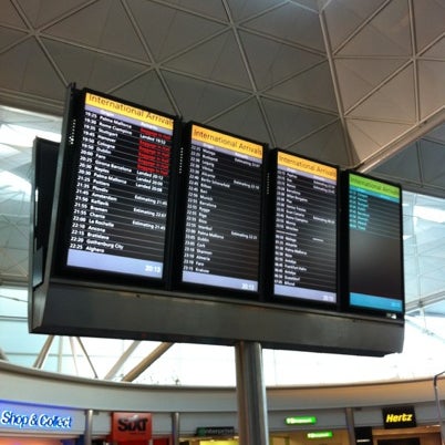 7/24/2012 tarihinde Terry C.ziyaretçi tarafından London Stansted Airport (STN)'de çekilen fotoğraf