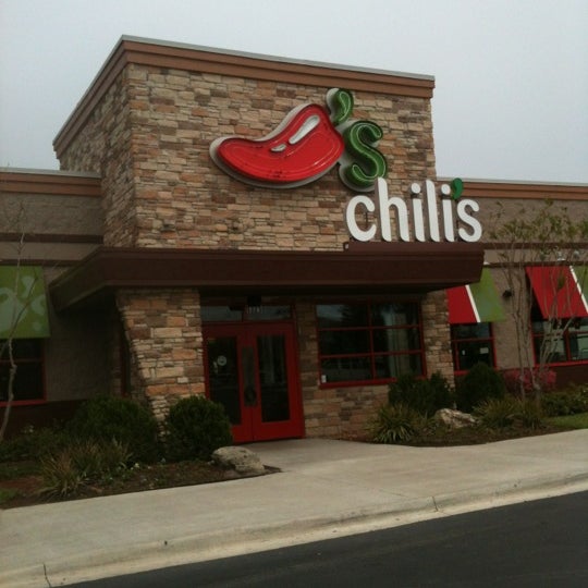 รูปภาพถ่ายที่ Chili&#39;s Grill &amp; Bar โดย David H. เมื่อ 3/21/2012