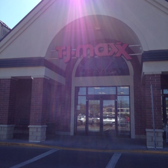 T.J. Maxx Fayetteville'de Büyük Mağaza