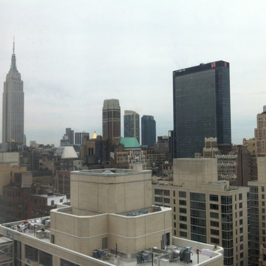 5/14/2012 tarihinde Ahmed A.ziyaretçi tarafından Holiday Inn Express New York City - Times Square'de çekilen fotoğraf