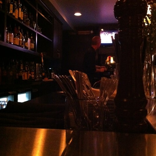2/18/2012 tarihinde EatBHMziyaretçi tarafından Camellia Cafe'de çekilen fotoğraf