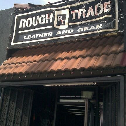 Foto tirada no(a) Rough Trade Gear por Vin R. em 3/29/2012