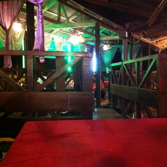 Photo taken at Restoran Anjung Warisan (Tree Top) by RIENA R. on 4/7/2012