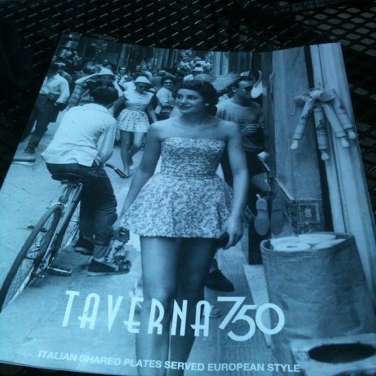 รูปภาพถ่ายที่ Taverna 750 โดย Bianca B. เมื่อ 6/13/2012