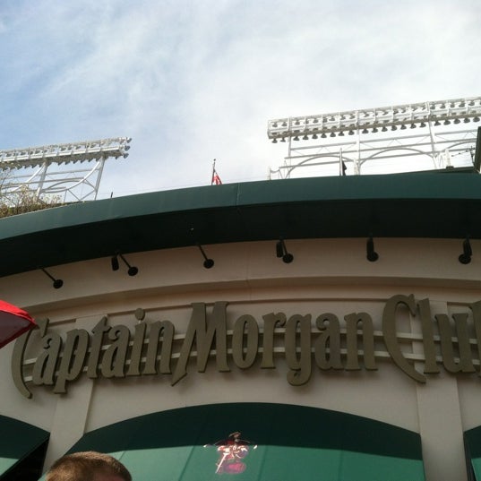4/22/2012 tarihinde Stephanie R.ziyaretçi tarafından DraftKings Fantasy Sports Zone'de çekilen fotoğraf
