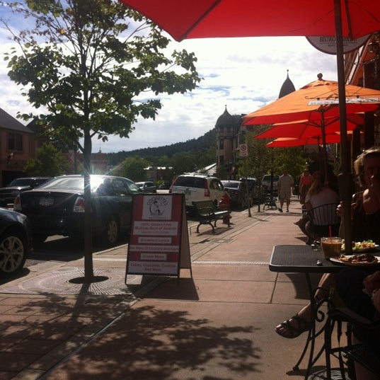 Outside seating for a lovely view and people watching. Try a GF crepe! Egg with ham, tomato and onion or South of the Border are both winners!