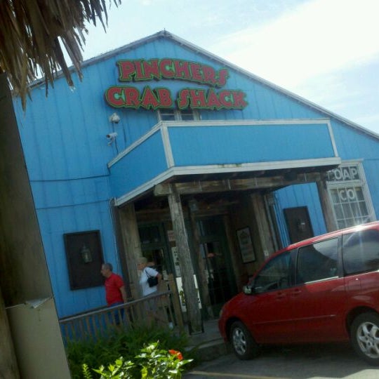 รูปภาพถ่ายที่ Pure Florida - Naples โดย Dale W. เมื่อ 2/14/2012