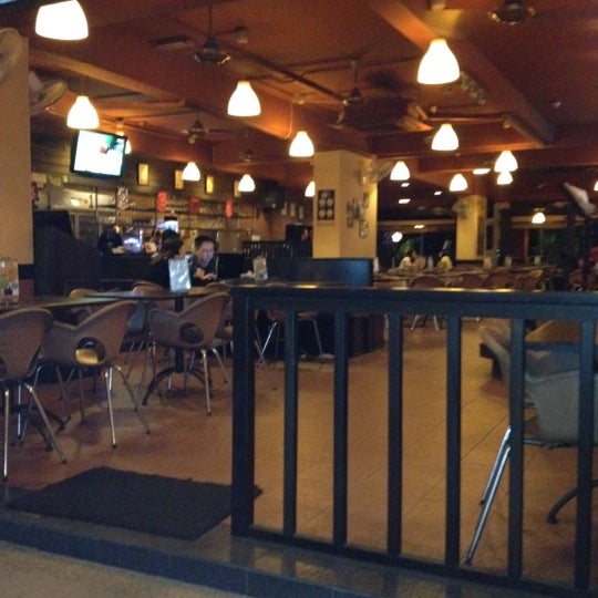 รูปภาพถ่ายที่ Station 1 Cafe โดย Balan P. เมื่อ 5/26/2012