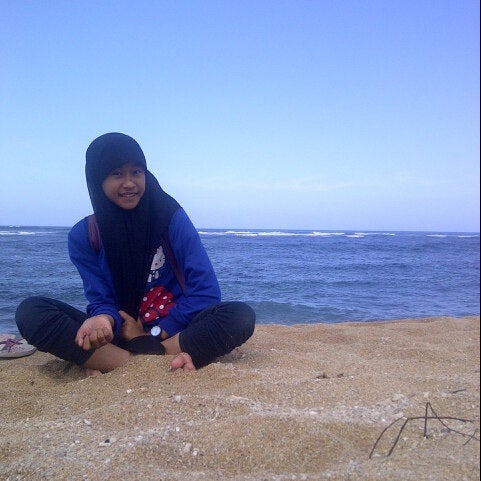 Pantai Balekambang Malang Jawa Timur