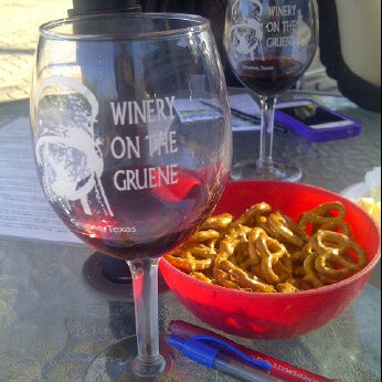 Photo prise au Winery on the Gruene par Marcella R. le3/11/2012