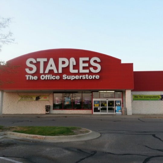 Staples - 1542 Flammang Dr
