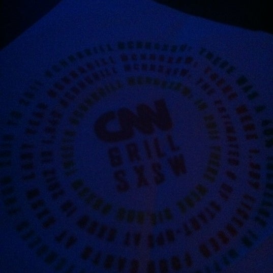 Photo prise au CNN Grill @ SXSW (Max&#39;s Wine Dive) par k d. le3/12/2012
