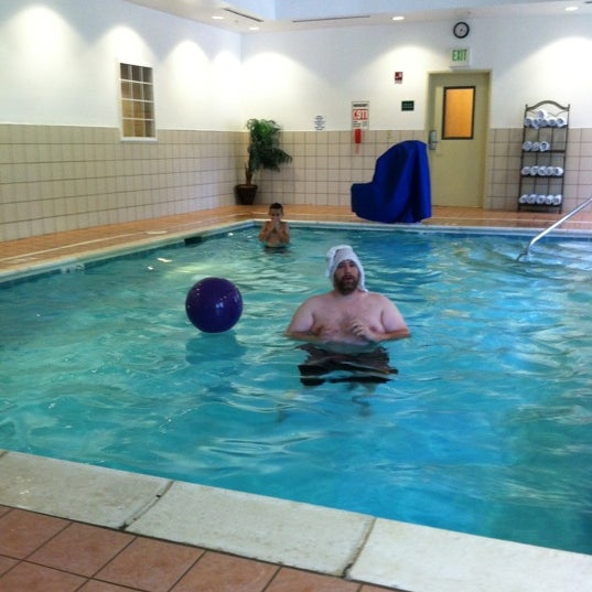 Photos At La Quinta Inn Suites Cincinnati Airport Florence - 