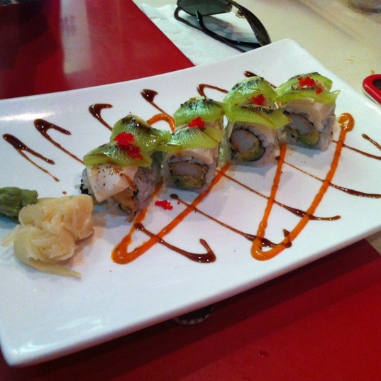 Photo taken at Seiko Japanese Restaurant by Trilisa on 7/15/2012