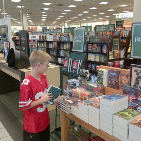 Photos At Barnes Noble Bookstore In South Columbus